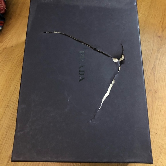 Prada heels - Picture 2 of 6